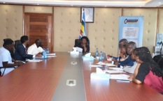 Registrar Ann Nderitu with a section of Registration department officers guides interim officials of The Future Party (TFP)